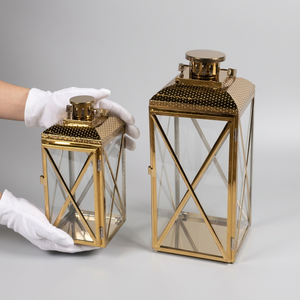 Manufacturers Gold Stainless Steel Metal <b>Candle</b> <b>Lantern</b> with Hammered Top Design for Weddings Decoration - Product Image 2