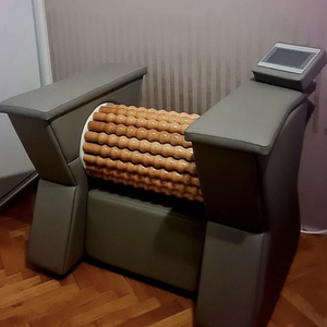 Sillón de Masaje Inteligente con Máquina de Rodillos Ajustable y Programas de Cuerpo Completo para Centros de Bienestar y Salas de Recuperación - Product Image 4