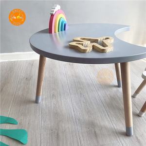 Style attrayant en bois enfants Table chaise ensemble lune et étoile forme maternelle bébé chambre meubles <span class=keywords><strong>petit</strong></span> <span class=keywords><strong>bureau</strong></span> - Product Image 4