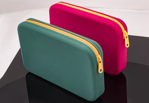 Sac de rangement multifonctionnel pour voyage et maquillage, imperméable, résistant à l'usure, en silicone, avec fermeture éclair, couleurs : vert <span class=keywords><strong>chartreuse</strong></span> clair, rose rouge, vert clair, violet - Product Image 5