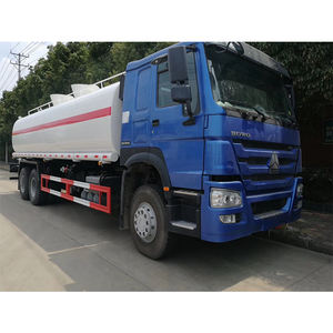 Camion-citerne Sinotruk Howo 6X4 neuf, capacité 20000L, 3 compartiments, moteur diesel spécial, état d'occasion, pour le stockage d'huile et de GPL - Product Image 6