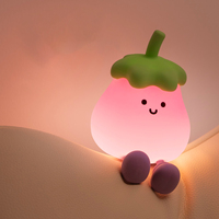 Veilleuse LED en silicone mignonne en forme de légume, design moderne, rechargeable, pour chambre de bébé (Aubergine Kawaii)
