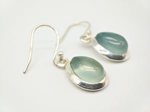 Boucles d'oreilles pendantes élégantes en argent sterling 925 avec pierre naturelle de calcédoine aqua bleu-vert, faites à la main, vente en gros - Product Image 2
