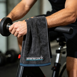 Asciugamano Sportivo da Palestra in Cotone 100% Personalizzato <span class=keywords><strong>con</strong></span> Ricamo, Lussuoso, Ecologico, Antibatterico e ad Asciugatura Rapida - Product Image 3