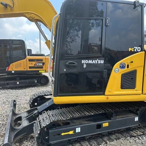 Excavadora Usada Komatsu de 7 Toneladas PC70 en Venta, Pintura Original, Buen Estado de Funcionamiento, Pocas Horas de Uso - Product Image 2