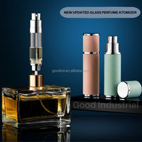 Flacon pulvérisateur de parfum de voyage en verre plat de 5 ml avec capuchon magnétique, étui en cuir, diffuseur à roseaux, pulvérisateur à pompe sérigraphié