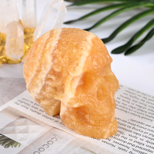 Crânes sculptés à la main en calcite orange naturelle, polis, artisanat en cristal pour la décoration intérieure et les cadeaux de guérison (vente en gros) - Product Image 4