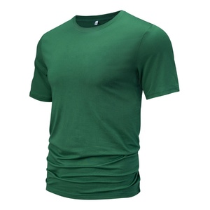 เสื้อยืดคอเต่าแขนสั้นผู้ชาย โพลีเอสเตอร์ 100% ผลิตตามสั่งจากโรงงาน ปักลาย แห้งเร็ว สำหรับการค้าต่างประเทศ - Product Image 3