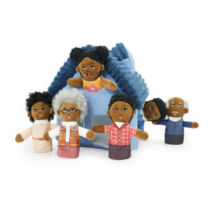 Marionnette à doigt de la série familiale personnalisée noire Jouet en peluche pour la performance dramatique - Product Image 1