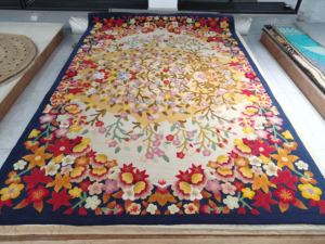 Tappeto in Lana Neozelandese e Seta di Bambù Stile Turco Persiano Personalizzato con Motivo Floreale Elegante Tessuto a Mano per Soggiorno - Product Image 5