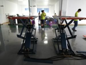 Baohua 2022 Produk Terbaik <span class=keywords><strong>Lift</strong></span> Gunting Onground <span class=keywords><strong>Lift</strong></span> Otomotif E Gunting <span class=keywords><strong>Lift</strong></span> untuk Perbaikan Otomotif Peralatan Bengkel - Product Image 4