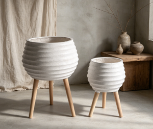 Ensemble de 2 pots de fleurs sur trépied côtelé, pot de fleurs sur pied avec pieds en bois - Product Image 3