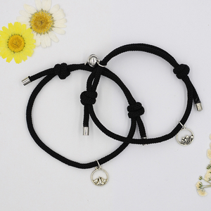 Bán Buôn <span class=keywords><strong>2</strong></span> cái/bộ Vài Nam Châm Thu Hút Mỗi Khác Có Thể Điều Chỉnh Dây Vòng Đeo Tay Quyến Rũ Vài Vòng Đeo Tay Từ Tính Đồ Trang Sức Cho Quà Tặng - Product Image 3