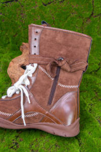 Botas de Invierno Retro para Mujer, con Cordones, Parte Superior de Microfibra, Suela de Goma, Cálidas y Desodorantes, Tacón de 3 cm - Product Image 5