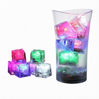 Popolari Cubetti di Ghiaccio LED Multicolore in Plastica Impermeabile per Decorazioni di Matrimoni, Bar, Feste Natalizie e Bevande