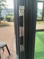 Porte en aluminium à rupture de pont thermique, ouverture extérieure, style minimaliste moderne, double vitrage en verre trempé, insonorisée et étanche, pour balcon de villa
