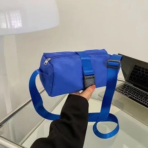 Bolsa de Gimnasio Cruzada de Tela Oxford, Bolsa de Hombro Informal de Color Sólido con Forma de Tostada para Viajes, Bolsa de Regalo con Impresión de Logotipo Personalizado - Product Image 3