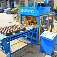 Machine automatique DF5-10 pour la fabrication de briques en terre cuite autobloquantes, briques de pavage, briques creuses en terre cuite, briques en terre rouge