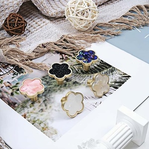 Nordic Creative Flower Petal <strong>Pulls</strong> Solid Zinc Alloy 5-Color <strong>Knobs</strong> Durable Antirust for Kitchen <strong>Cabinet</strong>/<strong>Drawer</strong>/Wardrobe Furniture - Product Image 3