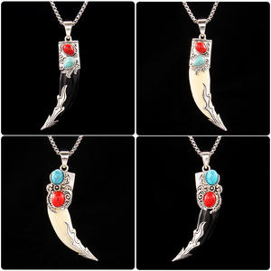 Hot Sale Vintage Ethnischen Stil Harz Wolf Zähne Schädel Anhänger Edelstahl Halskette Dragon Tiger Head Halskette Großhandel - Product Image 4