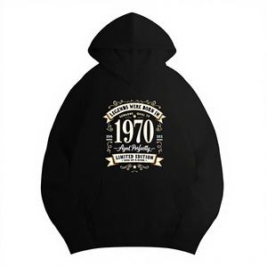 LEGENDS WERE BORN in 1970 Sudaderas con capucha estampadas de punto informales para mujer 100% poliéster - Product Image 1