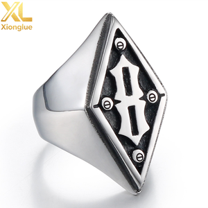 Anillo de Moda Totem Número 18K Chapado en Oro, Acero Inoxidable Resistente al Agua, No se Deslustra, para Hombre, Venta al Por Mayor - Product Image 1