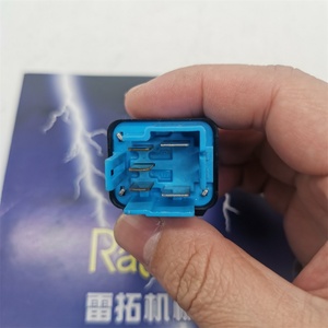Nouveau Relais de Ventilateur ND056800-2110 056800-3060 20Y-979-6771 pour Pièces d'Excavatrice PC200-8 SY - Product Image 4