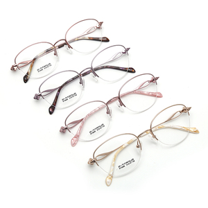 カスタムロゴチタン眼鏡フレーム女性のためのパーソナライズされた寺院 - Product Image 6