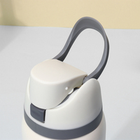 Bouteille d'eau sport isotherme à double paroi personnalisée en acier inoxydable avec couvercle verrouillable et paille, sans BPA, pour la gym et la course à pied