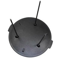 Table de restaurant coréen barbecue grill plaque griller les aliments sur une table de plaque chauffante en fer