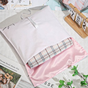 Custom Velvet Travel Makeup Bag With Ribbon <strong>Tie</strong> Double-Sided Satin Lining Suede Velvet <strong>Envelope</strong> Flap Gift Jewelry Dust Pouch - Product Image 3