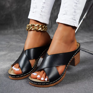 Sandales à talons hauts à brides croisées pour femme, grande taille, talon épais, style européen et américain, ajourées, vente en gros, livraison directe - Product Image 2