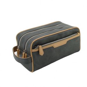 Sac de toilette en nylon vegan de haute qualité, personnalisé avec logo, étanche, avec fermeture éclair, pour voyage, sac de toilette en nylon PU. - Product Image 1