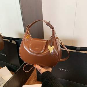 <span class=keywords><strong>2026</strong></span> Trend Ürün Kadın Günlük Tote Çantaları Kalp Süslemeli Çok Satan Bayan PU Deri Çantaları Kadın Cep Telefonu Çantaları - Product Image 6