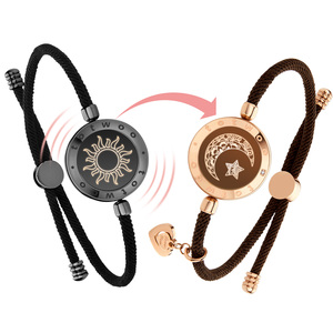 <span class=keywords><strong>Pulsera</strong></span> de Joyería Fina Sol y Luna <span class=keywords><strong>Totwoo</strong></span> <span class=keywords><strong>Pulsera</strong></span> <span class=keywords><strong>Inteligente</strong></span> con Luz y Vibración para Parejas a Larga Distancia Cuerda Milanesa - Product Image 1