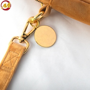 Bolsa de golosinas para perros personalizada a prueba de agua Mini y tamaños grandes Cinturón cruzado de lujo Bolsa para caminar para mascotas para entrenar y caminar - Product Image 6