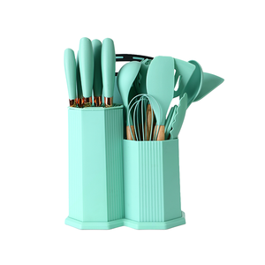 Juego de utensilios de cocina de silicona suave, utensilios de cocina con mango de madera, 19 unidades - Product Image 3