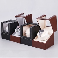 Boîte de montre Offre Spéciale remontage automatique alimenté par batterie ou par courant alternatif vue dégagée boîte de remontoir de montre rotative à fente unique en cuir PU
