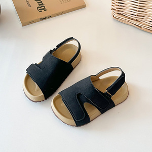 Sandales à semelle souple rétro pour enfants, mode enfant, automne et été 2025, nouvelles sandales décontractées à semelle souple pour bébés, chaussures de plage polyvalentes - Product Image 4