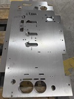 Pièces de fabrication en tôle d'aluminium/acier inoxydable de haute précision 0,01 mm – Découpe laser, emboutissage et pliage OEM