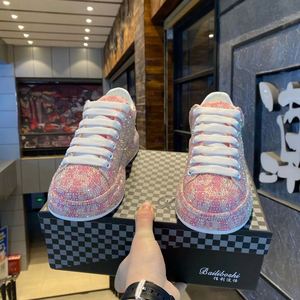Tendance Mode Printemps 2026 : Baskets Plateformes de Luxe pour Hommes Ornées de Strass, Chaussures Décontractées Élégantes avec Cristaux, Marque Populaire - Product Image 3
