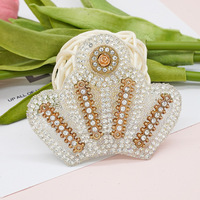 Accessoires de mode, couronne brillante, strass en plastique écologique à coller sur les vêtements