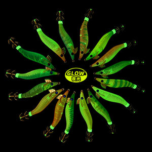 SEAYO 2.2 Señuelo de pesca de seda suave con forma de camarón de madera, <span class=keywords><strong>EGI</strong></span> JIG, para pulpo y calamar de cola grande, luminoso UV con brillo nocturno y anzuelo - Product Image 4