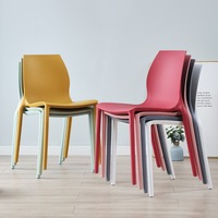 Chaise de restaurant moderne et empilable de couleur, café-bar, studio en polypropylène, chaise de salle à manger en plastique PP de loisirs