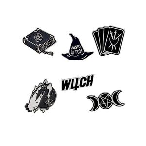 Insigne de broche en alliage de Zinc personnalisé en gros d'usine fabrication de broches en émail dur sorcière - Product Image 5
