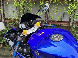 Motos d'occasion <span class=keywords><strong>Yamaha</strong></span> R1, <span class=keywords><strong>1000cc</strong></span>, à essence, <span class=keywords><strong>moto</strong></span> sportive, <span class=keywords><strong>moto</strong></span> de course, <span class=keywords><strong>moto</strong></span> de rue - Product Image 6