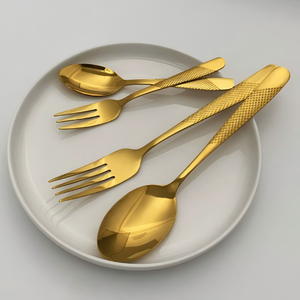 Juego de cubiertos de acero inoxidable dorado al por mayor, cuchillo, cuchara y tenedor, para el regreso a clases, empaque personalizado sostenible - Product Image 3