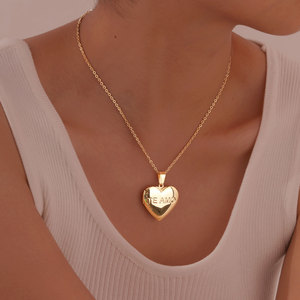 Colgante de caja de árbol de fase de amor de acero inoxidable para mujer de estilo americano europeo fotos abiertas en forma de corazón usable en ambos lados - Product Image 4