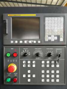 Tornio a Controllo Numerico Automatico CAK6180 con Ampia Apertura, Guida Rigida, Orizzontale, Idraulico, per Taglio Pesante di Precisione - Product Image 5