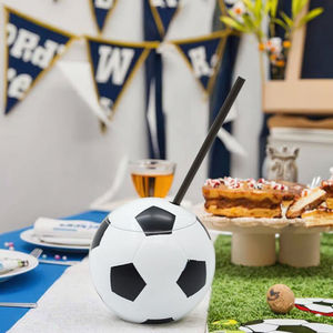 Taza Reutilizable de PP con Forma de Balón de Fútbol, 15oz, con Tapa y Pajita, Apta para Líquidos Calientes y Alimentos, para Fiestas y Deportes, Fabricada en Vietnam - Product Image 5